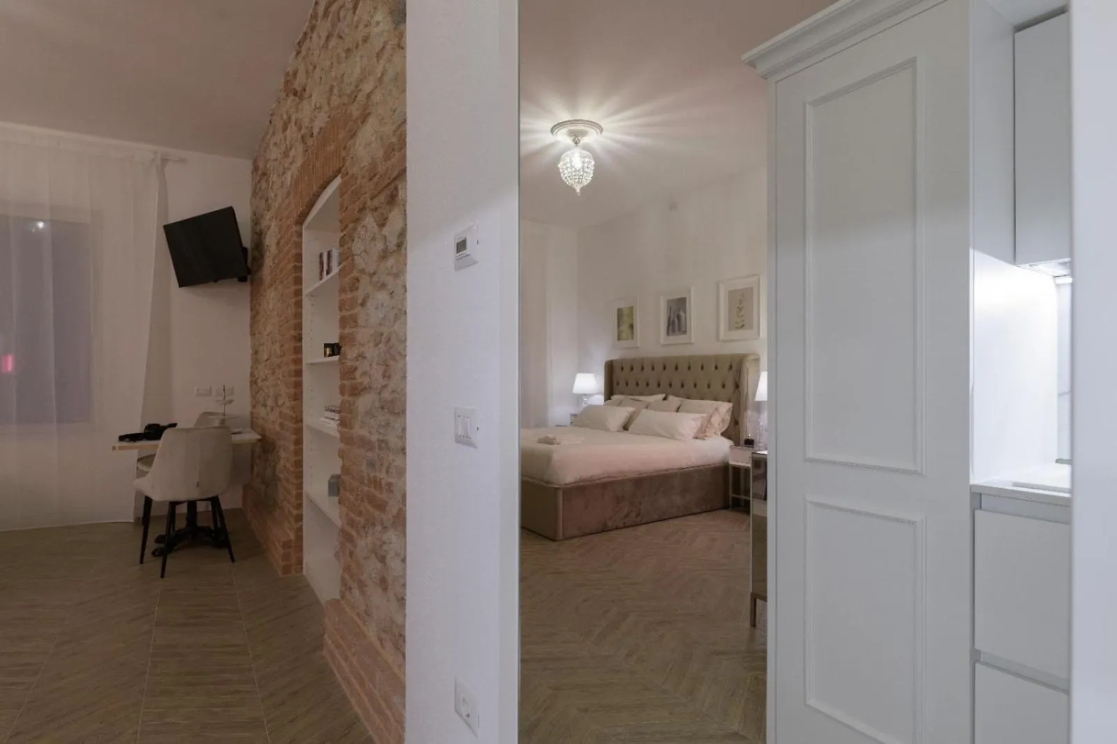Liberty Suite Piovene Rocchette Италия